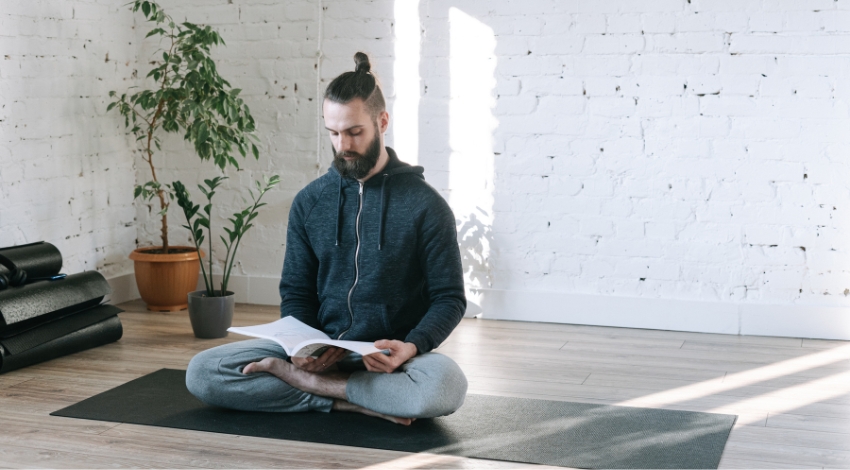 Pràctica de mindfulness centrada en la lectura conscient i l’atenció plena